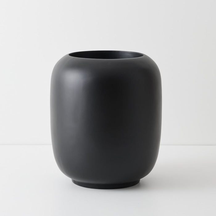 Solveig Pot - Black, 52cmh x 44cmd