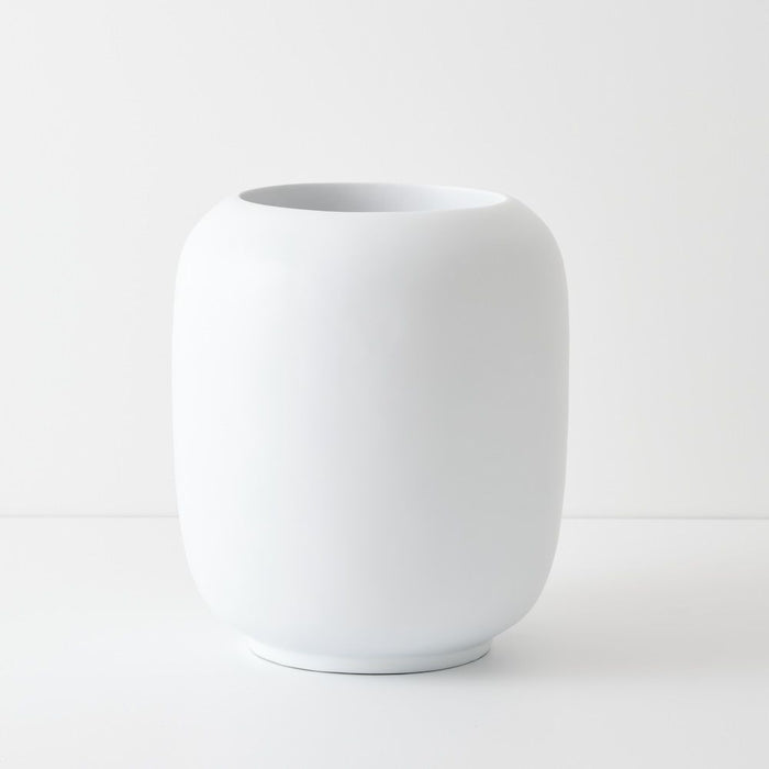 Solveig Pot - White, 52cmh x 44cmd