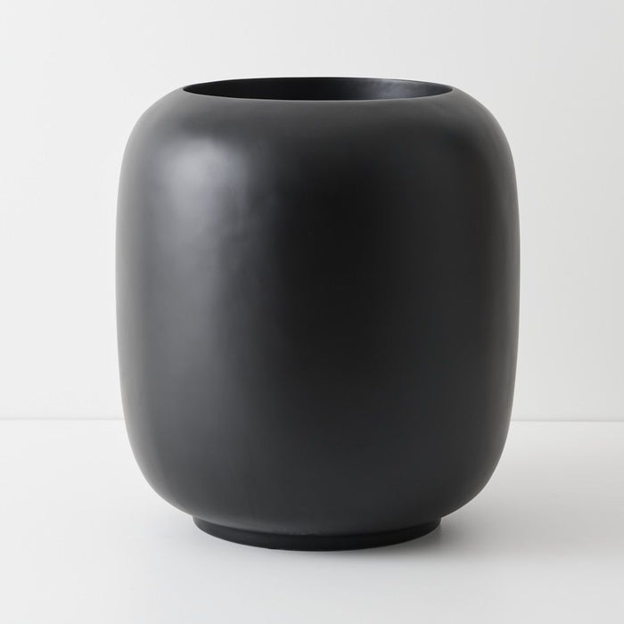 Solveig Pot - Black, 60cmh x 55cmd