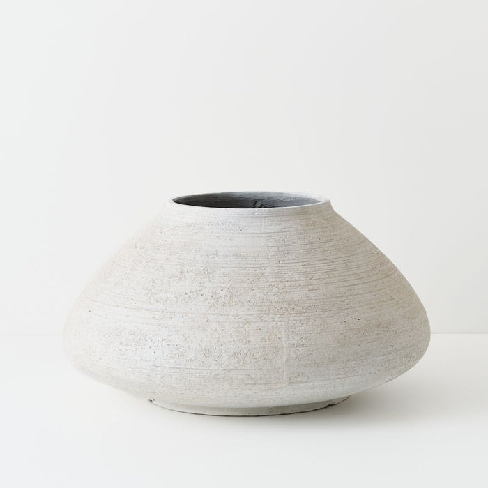 Novae Pot - Whisper White, 72.5cml x 72.5cmw x 38cmh