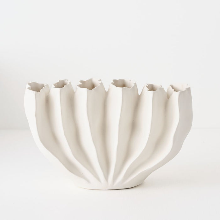 Aislin Vase - White, 26cml x 16cmw x 16cmh