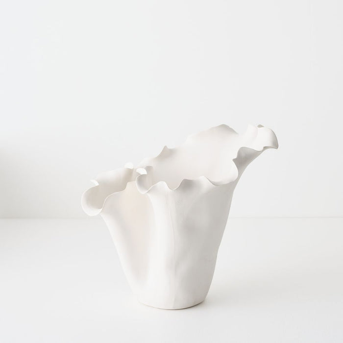 Eveline Vase - White, 29cml x 26cmw x 27cmh
