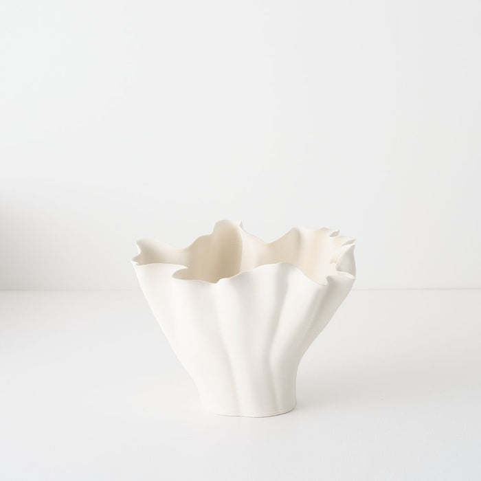Lysia Vase - White, 26cml x 19cmw x 20cmh