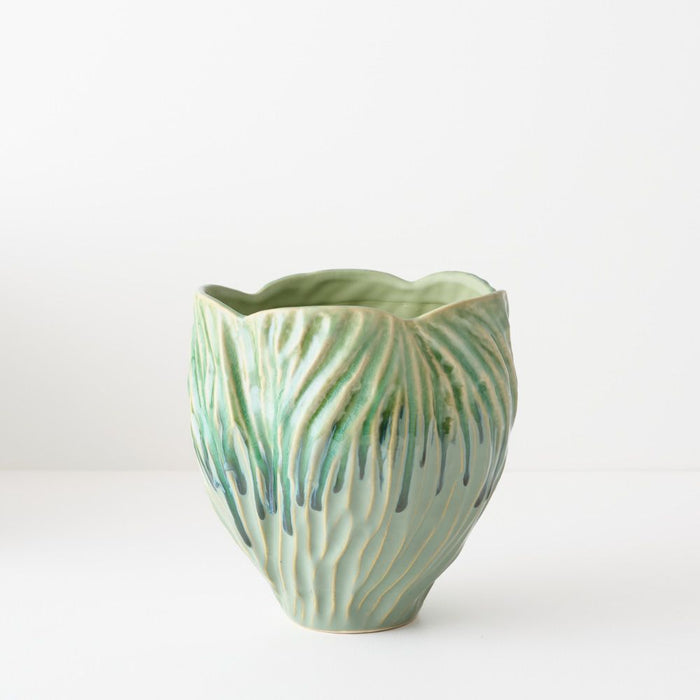 Vale Pot - Leaf, 21cmh x 20cmd