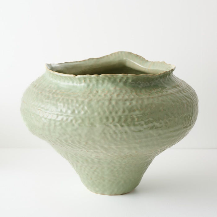 Elio Pot - Silken, 36cmh x 47cmd