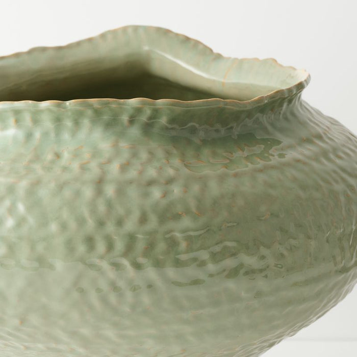 Elio Pot - Silken, 36cmh x 47cmd