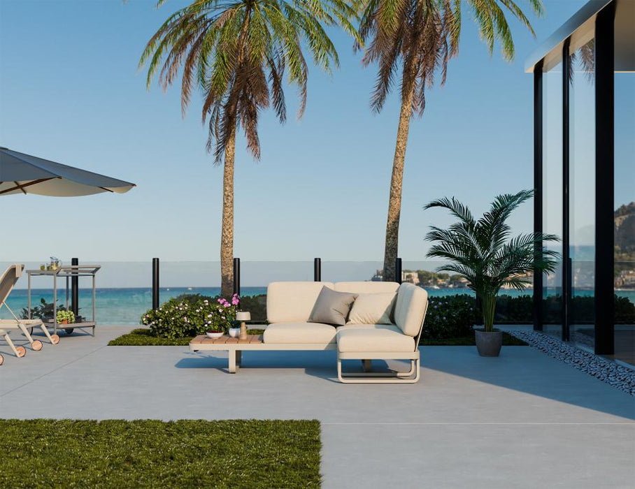 Delmar Config D - Outdoor - Latte - Husk Cushions