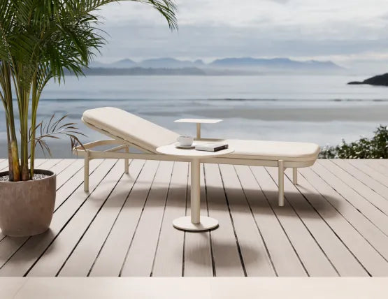 Verano Sun Lounge - Latte - with Side Table - Granite Grey Cushion, Aluminium