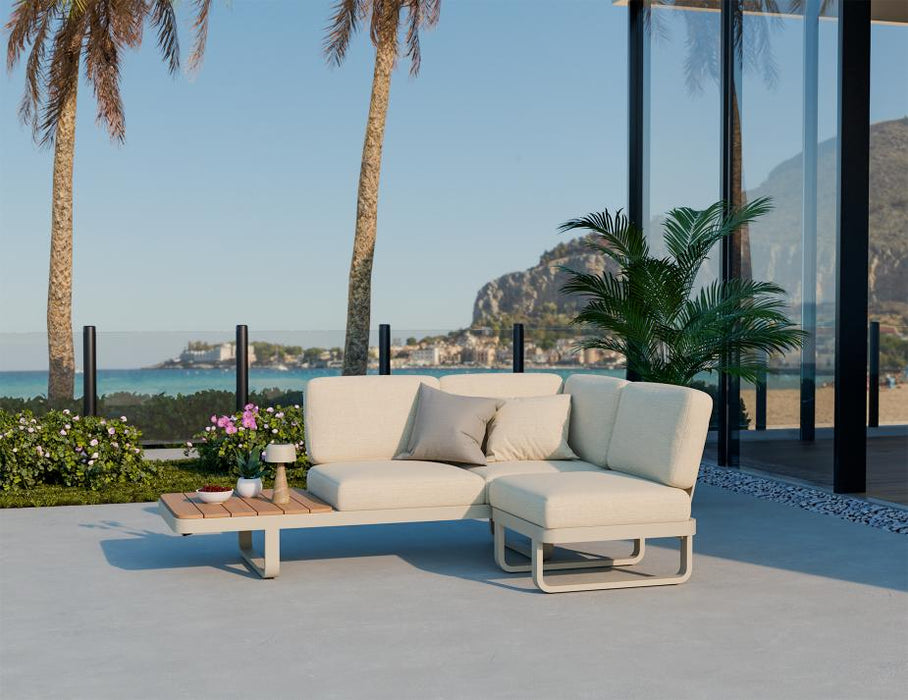 Delmar Config D - Outdoor - Latte - Husk Cushions