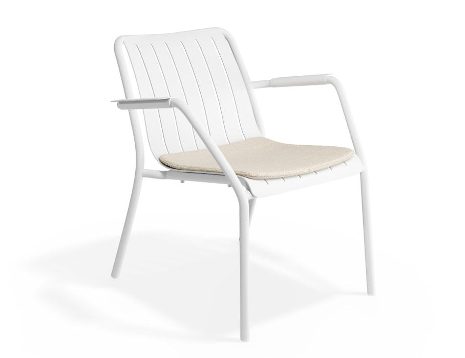 Roku Lounge Chair - Outdoor - White - Chair with Husk Cushion