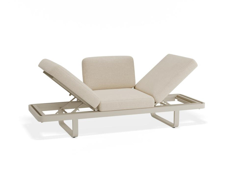 Delmar Config A - Outdoor - Latte - Husk Cushions