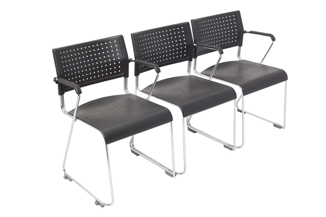 Wimbledon Chair with Arms