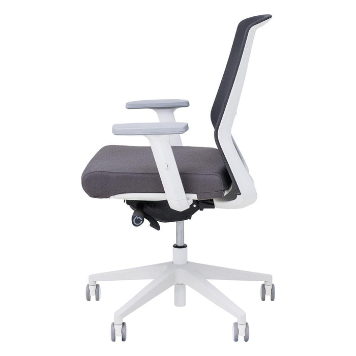 Motion Sync Task Chair