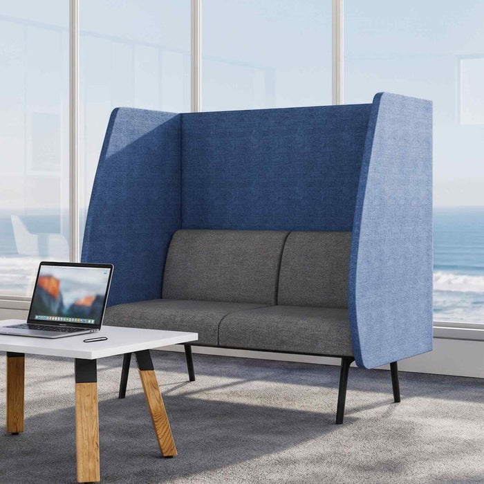 Willow 2-Person Booth
