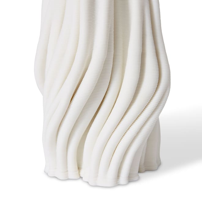 Roxy Vase - White, 20cm (H)