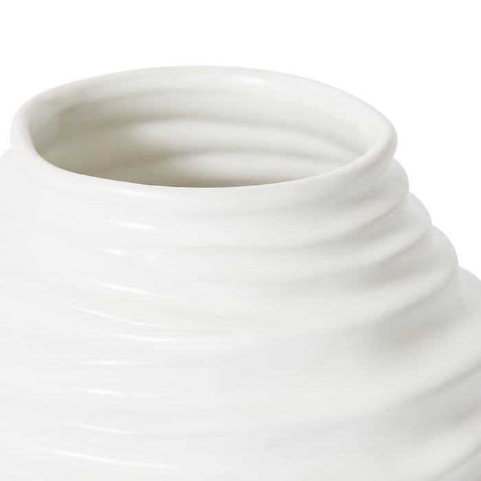Saidah Vase - White, 16cm (H)