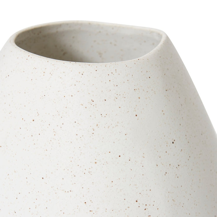 Matias Vase - Sandy White, 20cm (H)