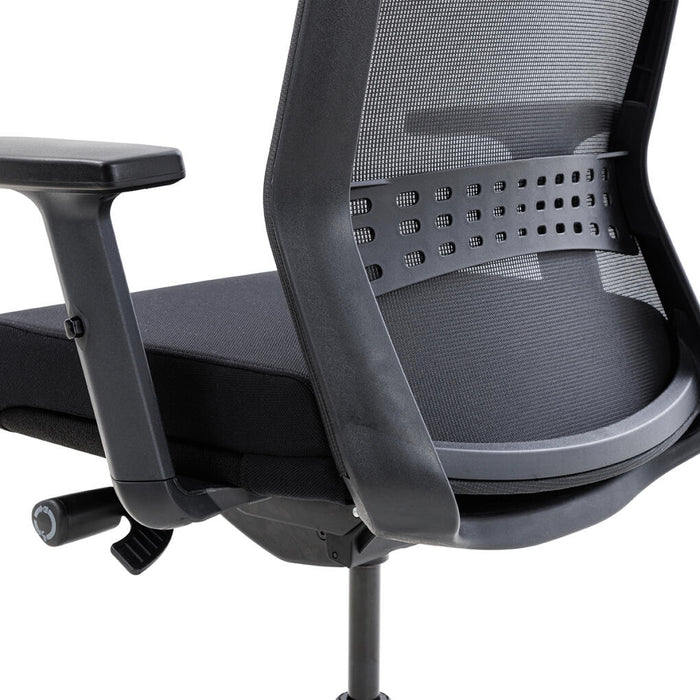 Motion Sync Task Chair